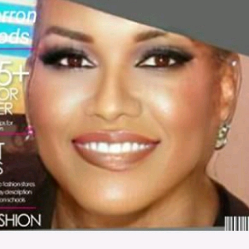 Meet your Posher, Sharon